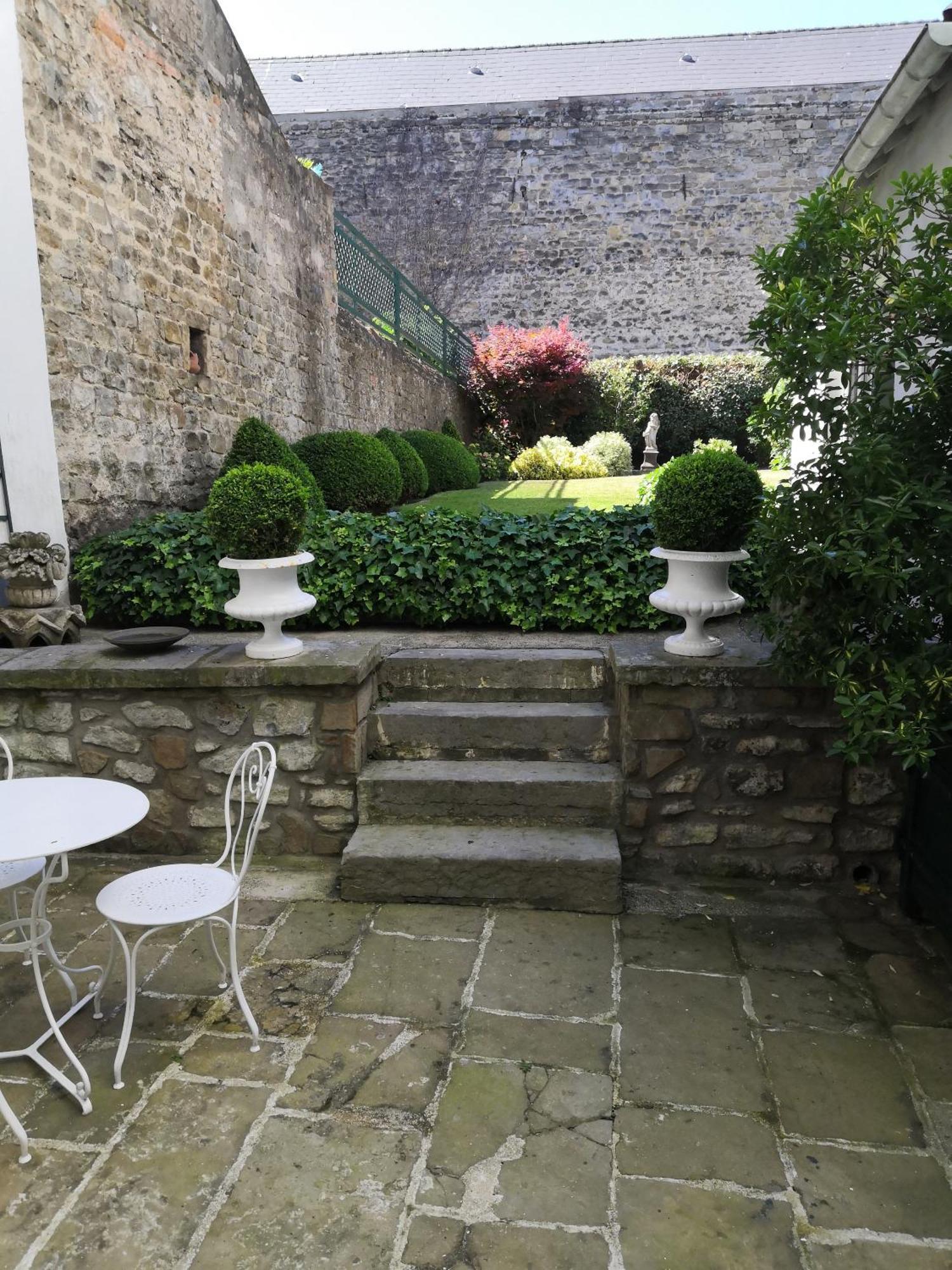 Superbe Appartement, Face A La Vieille Ville ! Boulogne-sur-Mer Exteriör bild